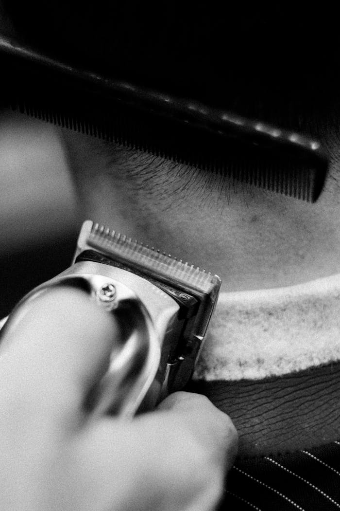 Master barber at work